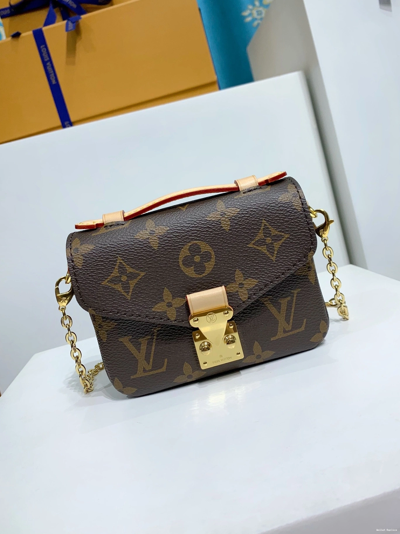 Louis METIS MICRO Vuitton 0710